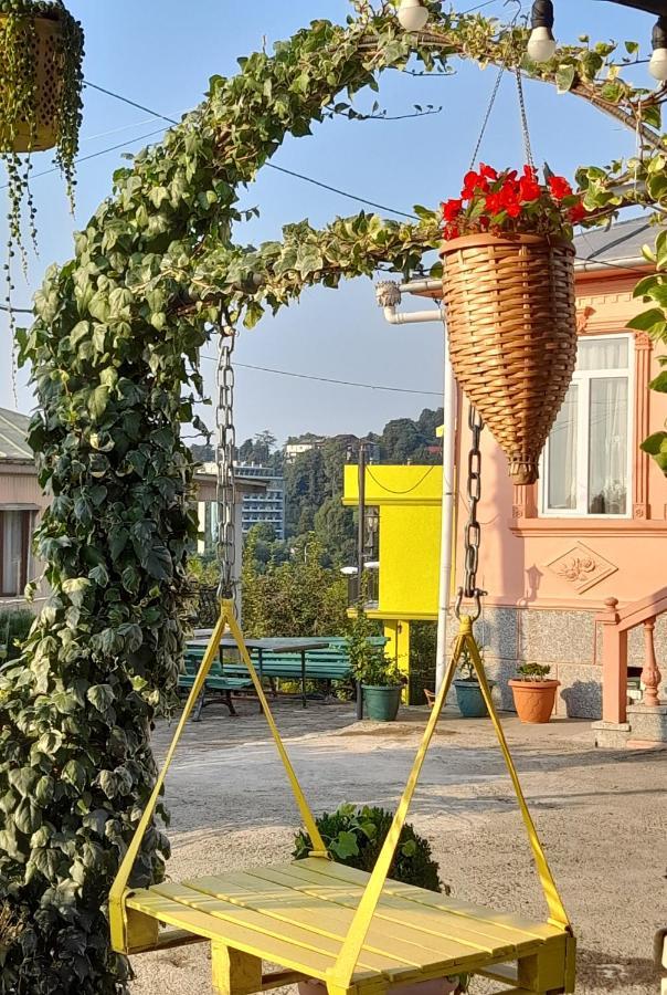 Kemeni Garden Hotel Batumi Exterior photo